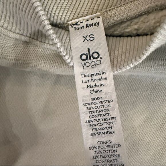 Alo Sweatshirt - Picture 5 of 6